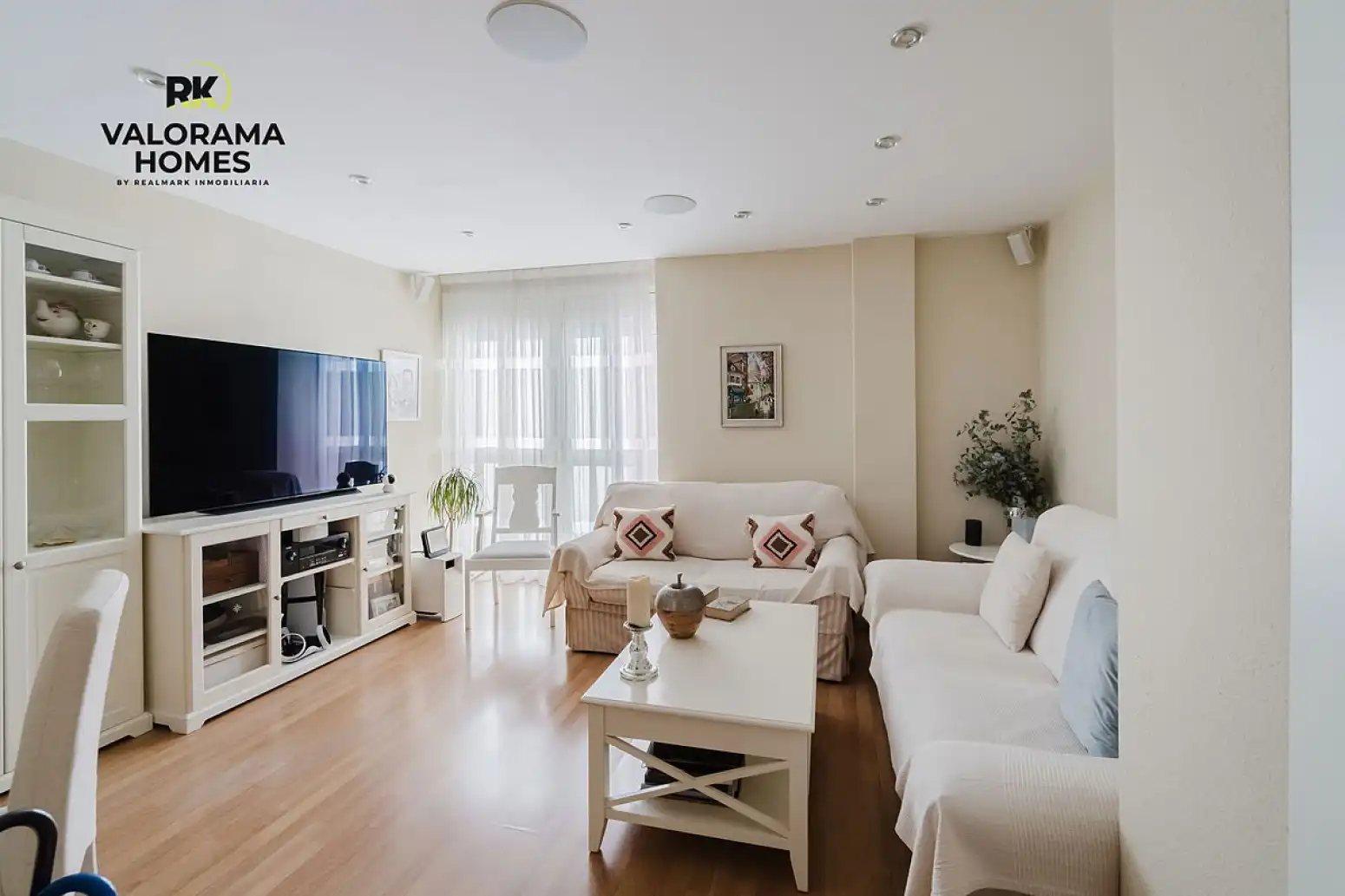 Sala de estar de Piso en venta en Cartagena con Parquet