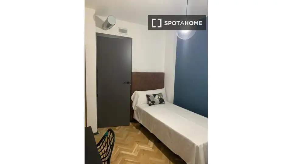Habitació a Barrio del Ave