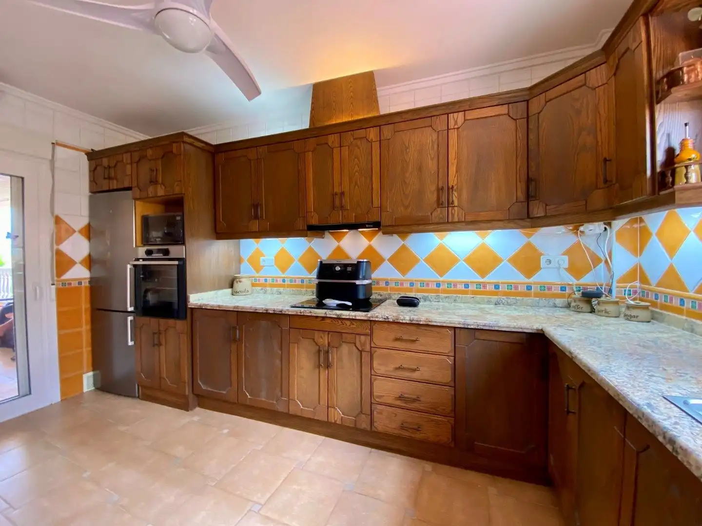 Cocina de Casa o chalet en venta en Almoradí con Jardín privado, Terraza y Piscina