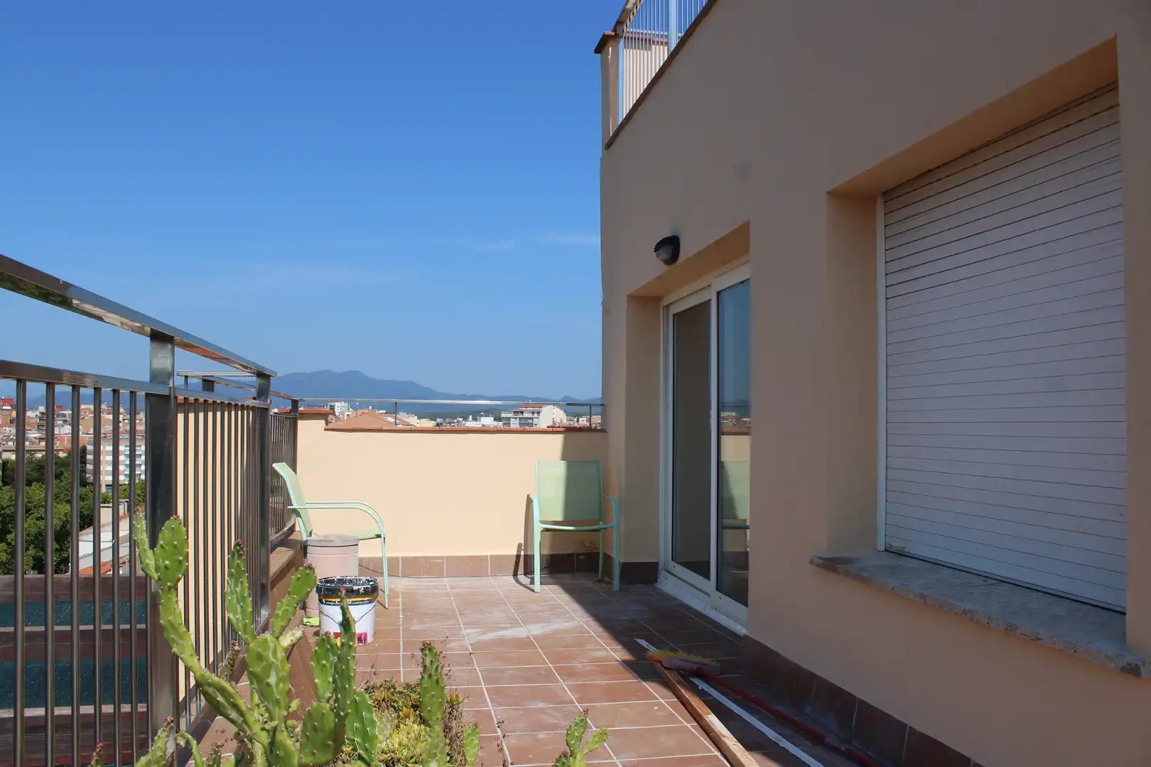 Terrasse von Dachboden zur Miete in Girona mit Heizung, Terrasse und Balkon