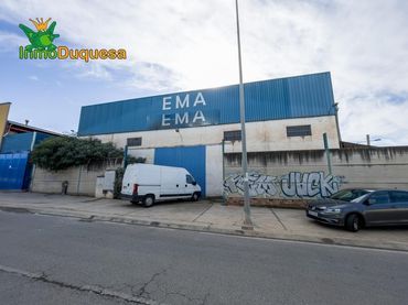 Nau industrial en venda a Carretera Santa Fe 2