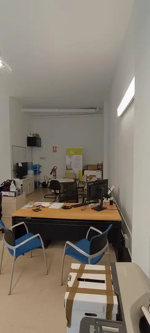 Business premises to rent in Via Europa - Parc Central, imagen 5