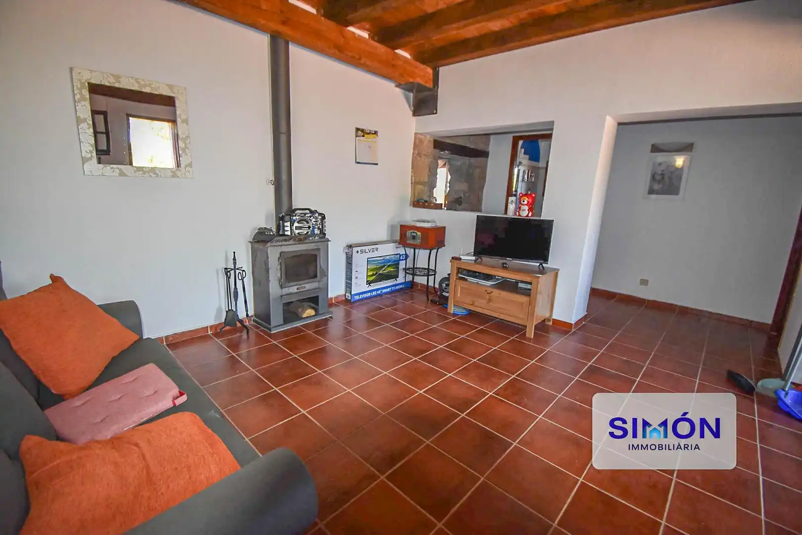 Sala d'estar de Finca rústica en venda en Sant Pere Sallavinera amb Aire condicionat, Calefacció i Terrassa