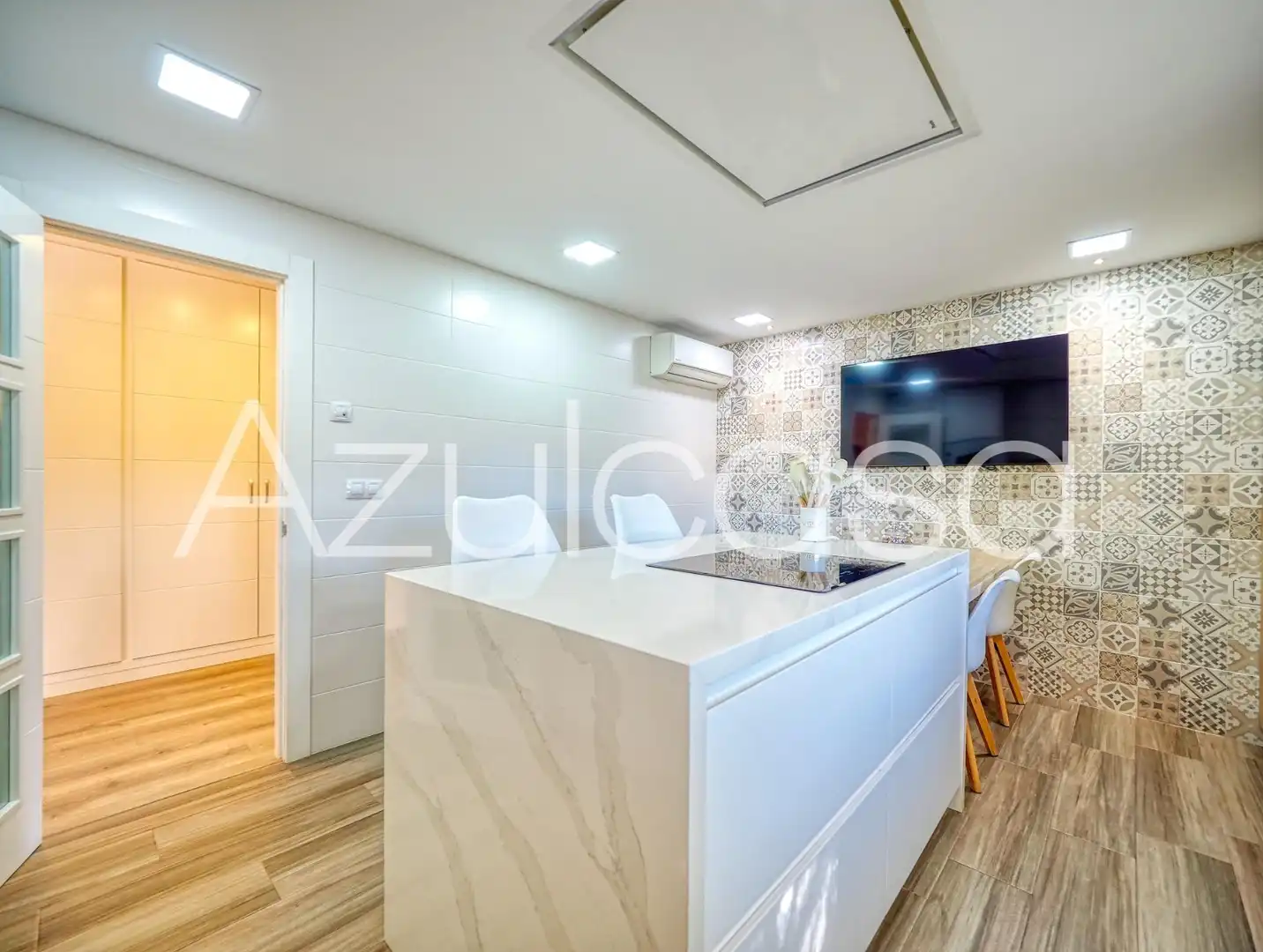 Kitchen of Houses for sale in Mutxamel  with Air Conditioner, Heating and Terrace