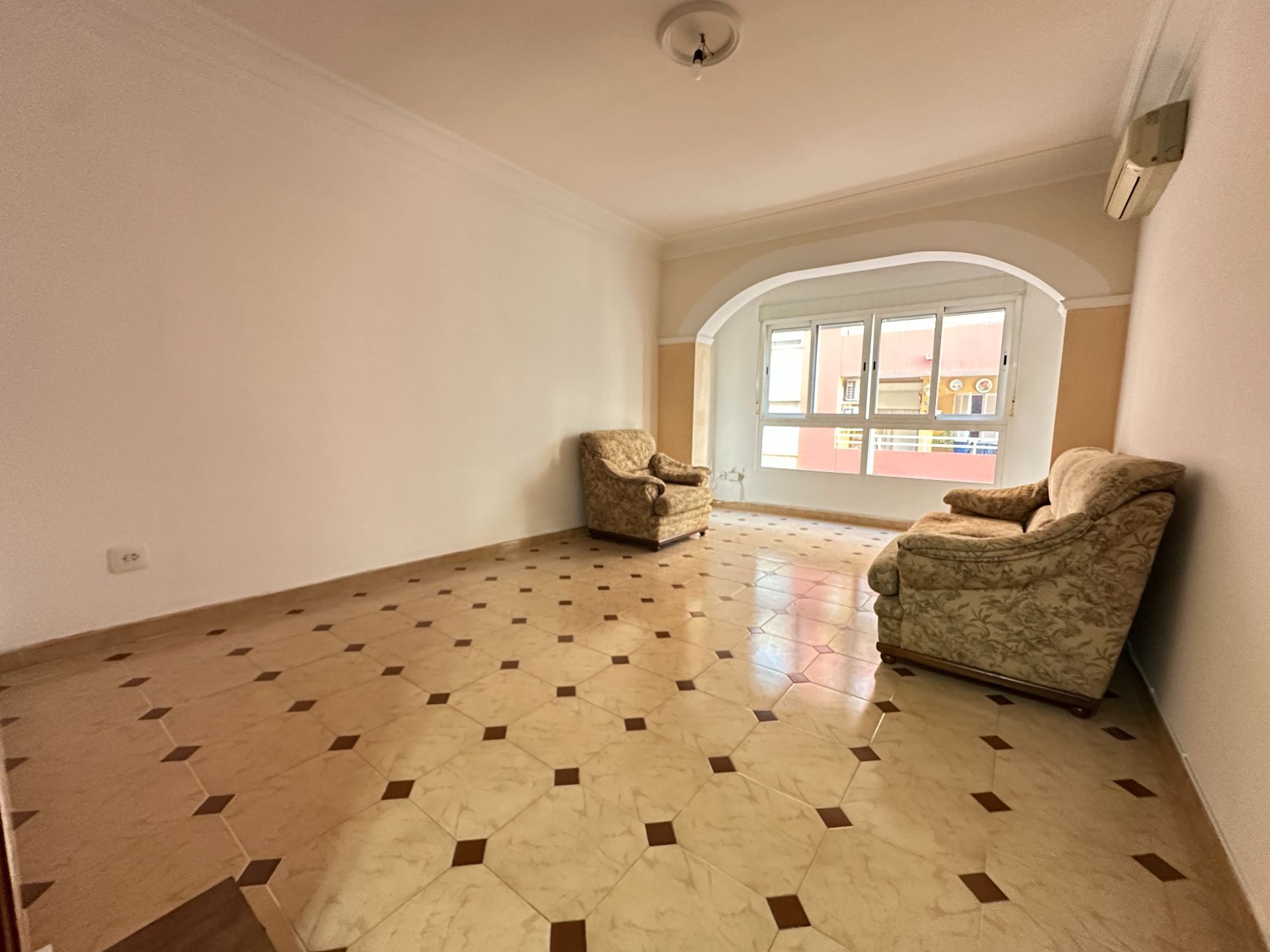 Living room of Flat for sale in  Palma de Mallorca  with Air Conditioner, Heating and Storage room