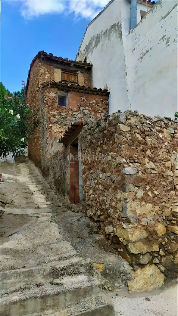Haus zum Verkauf in Carrer Viver 15