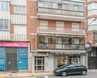 Vista exterior de Apartament en venda en Ponferrada amb Calefacció i Traster