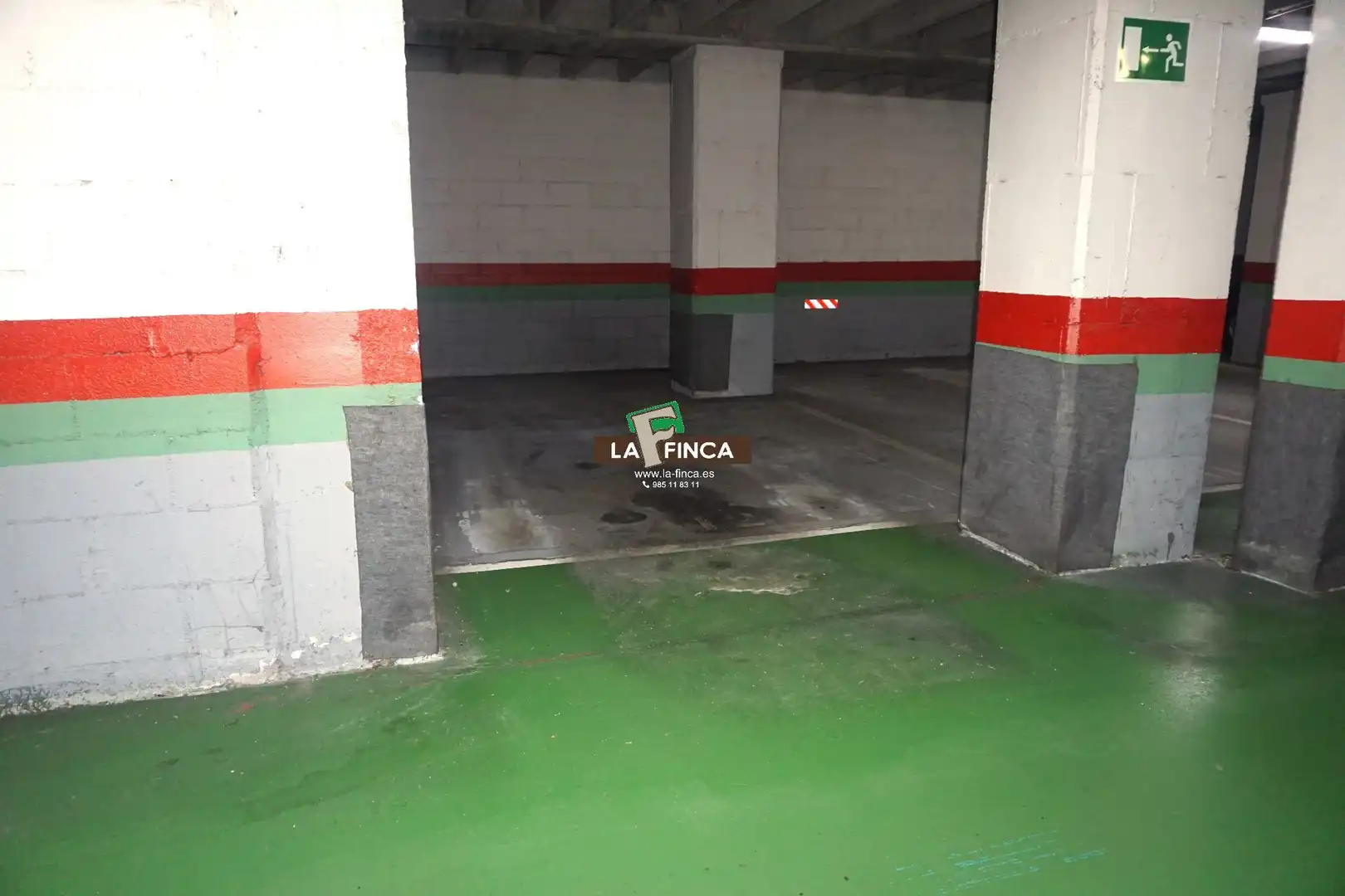 Parkplatz von Garage zum Verkauf in Oviedo 