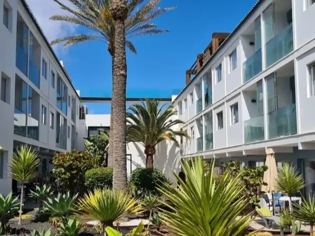 Apartamento con piscina en venta en Av Juan Carlos I 3, imagen 4