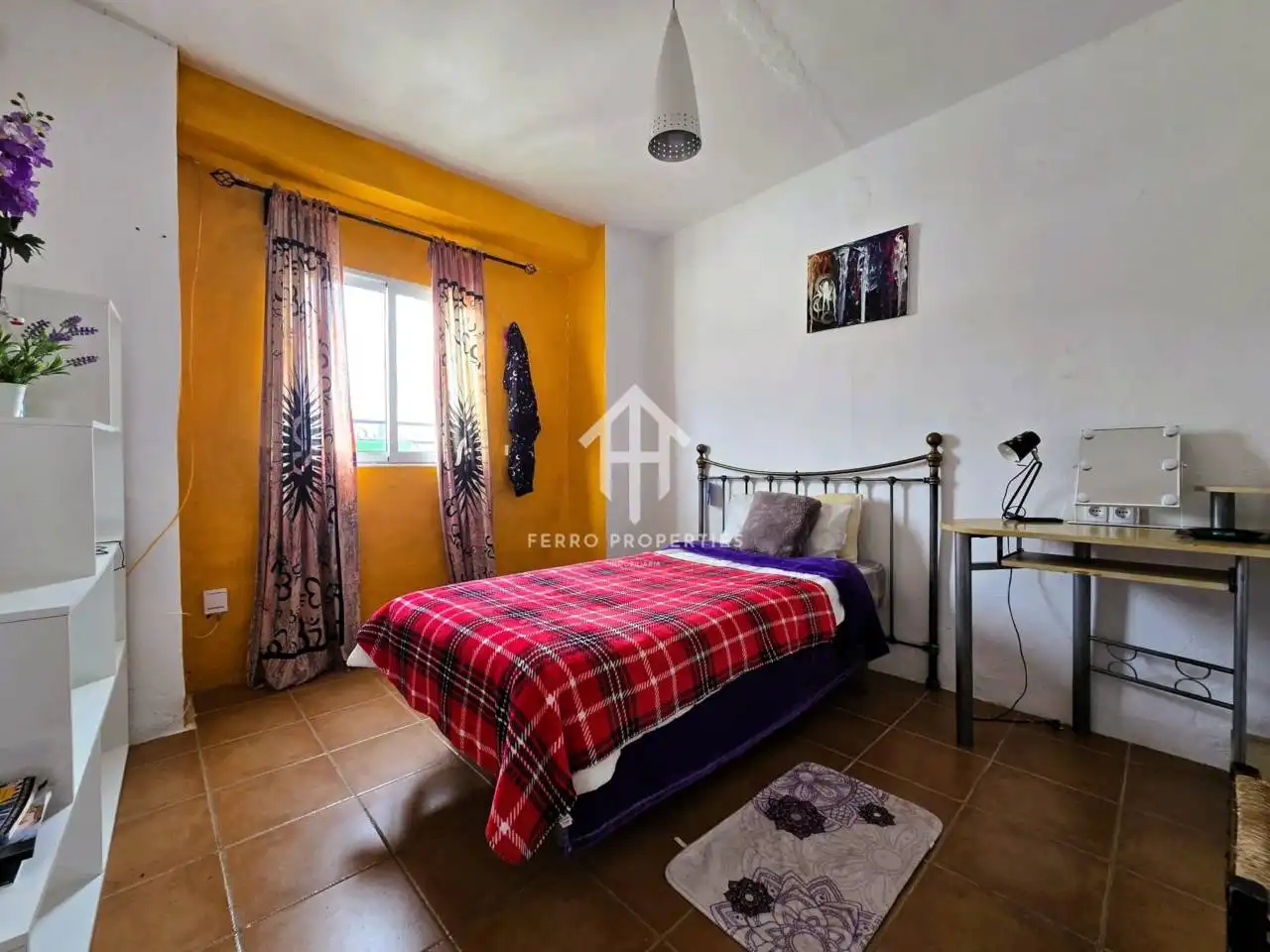 Dormitori de Casa o xalet en venda en Loja amb Terrassa i Moblat