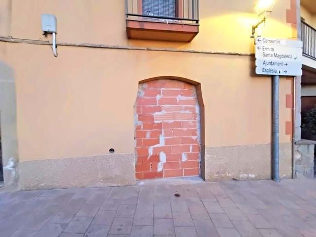 Vista exterior de Pis en venda en Sant Feliu Sasserra