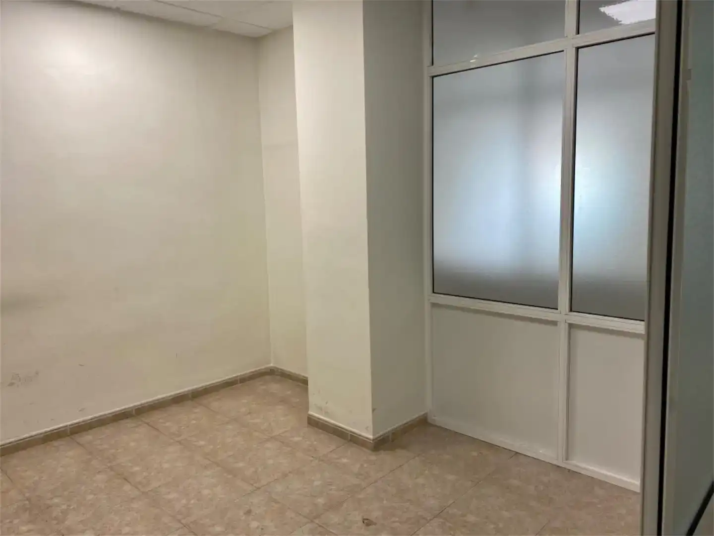 Commercial properties for rent in Antequera  with Air Conditioner