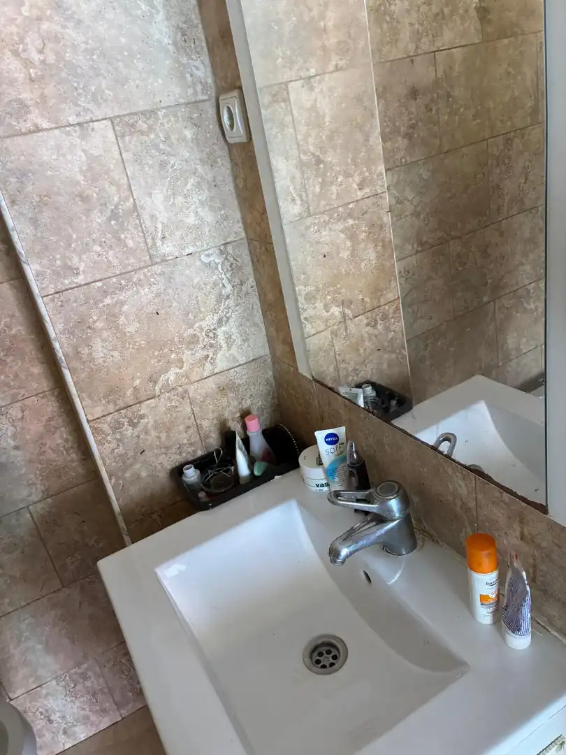 Bany de Dúplex en venda en Mataró amb Terrassa, Moblat i Forn