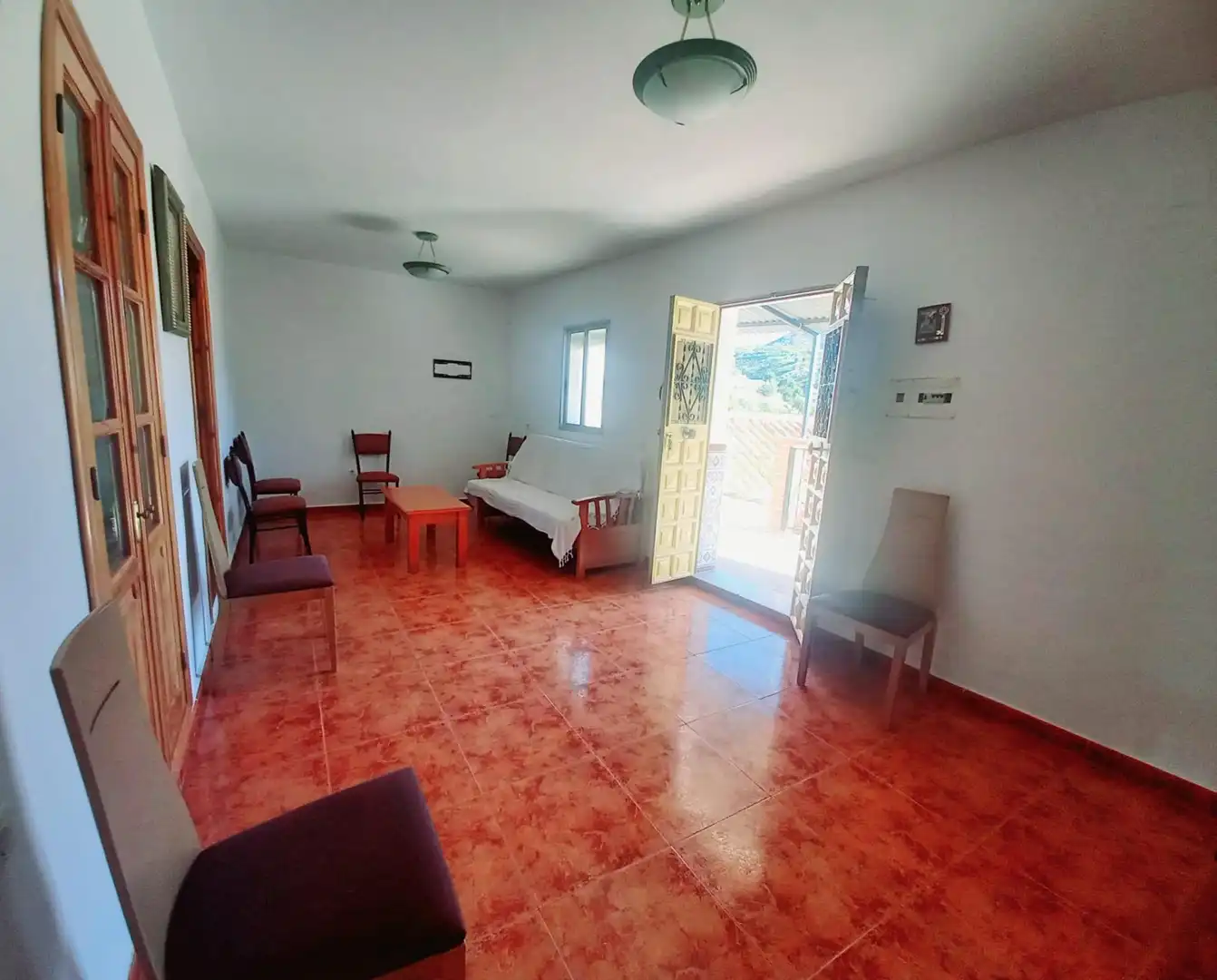Sala de estar de Casa o chalet en venta en Canillas de Aceituno con Terraza, Trastero y Balcón