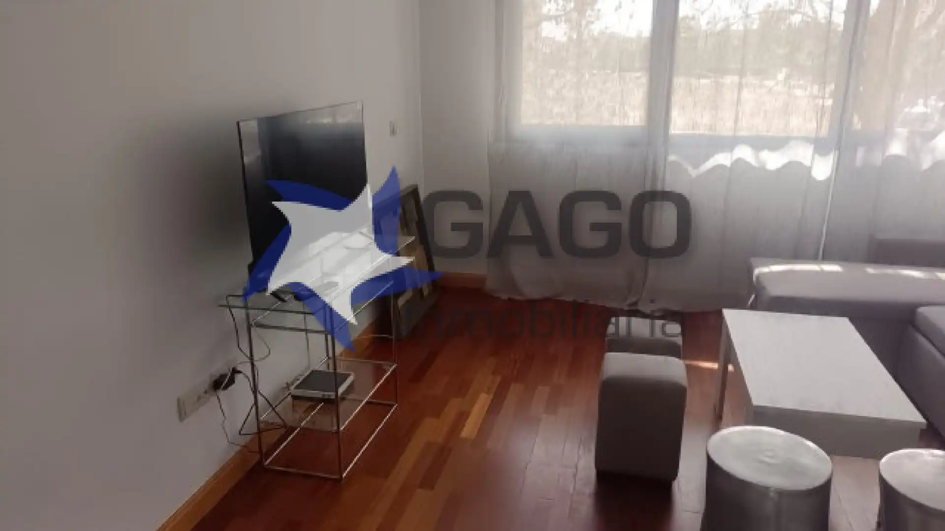 Living room of Flat for sale in Córdoba  with Air Conditioner, Heating and Storage room