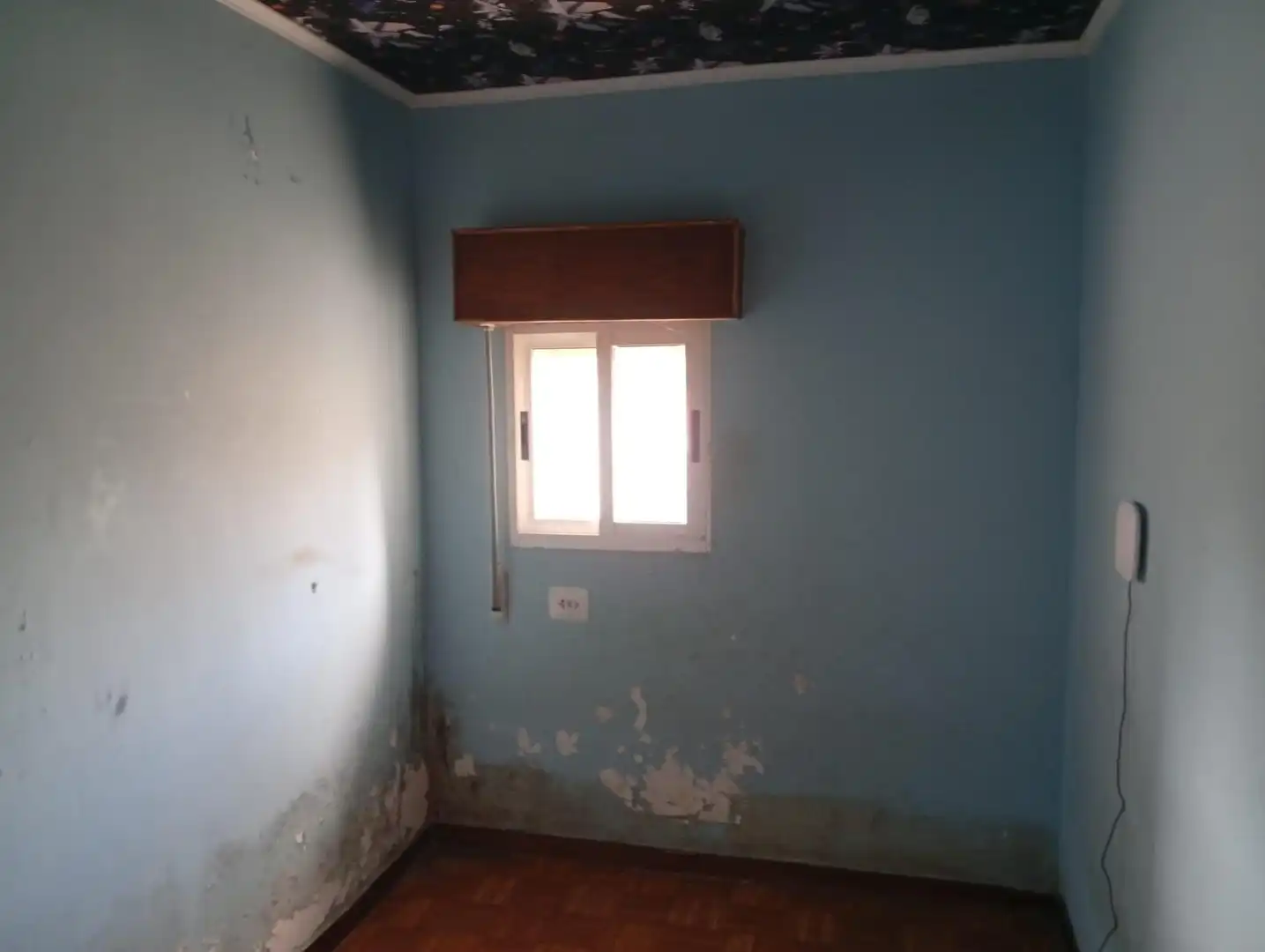 Schlafzimmer von Einfamilien-Reihenhaus zum Verkauf in Os Blancos  mit Heizung