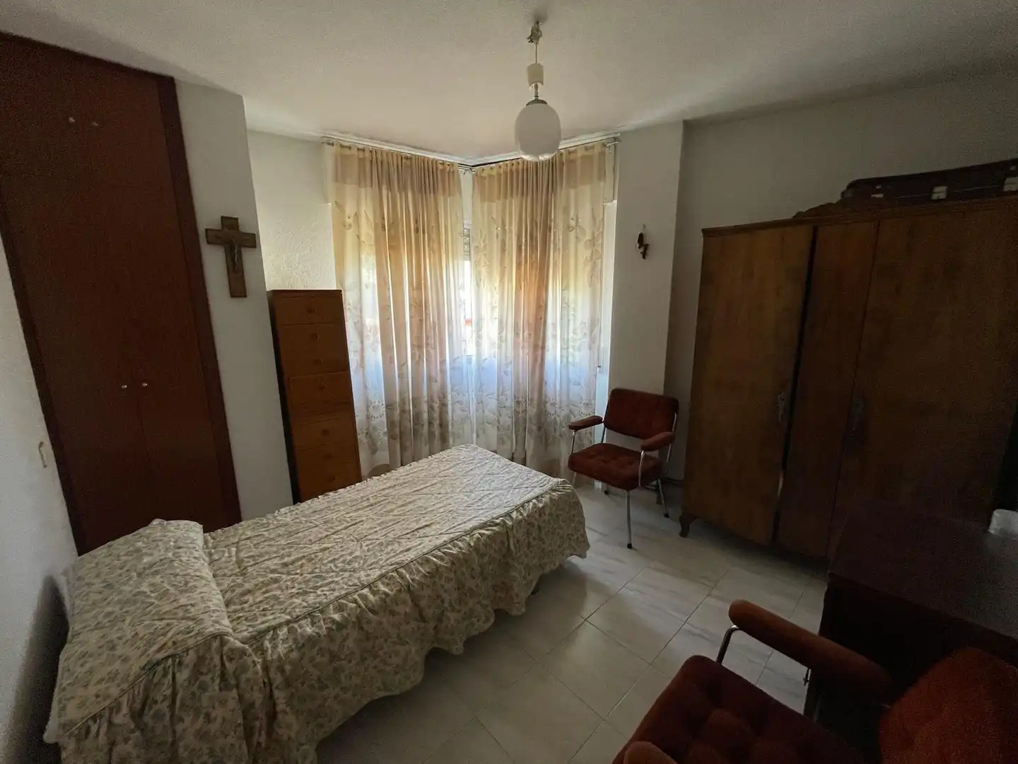 Schlafzimmer von Wohnung zum Verkauf in Arroyo de la Luz mit Klimaanlage, Heizung und Abstellraum