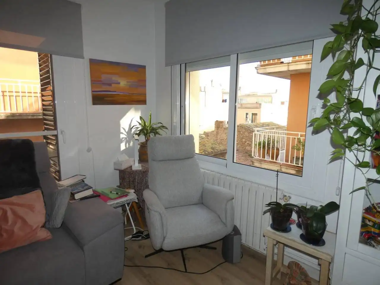 Sala de estar de Piso en venta en Sant Feliu de Guíxols con Aire acondicionado, Calefacción y Parquet