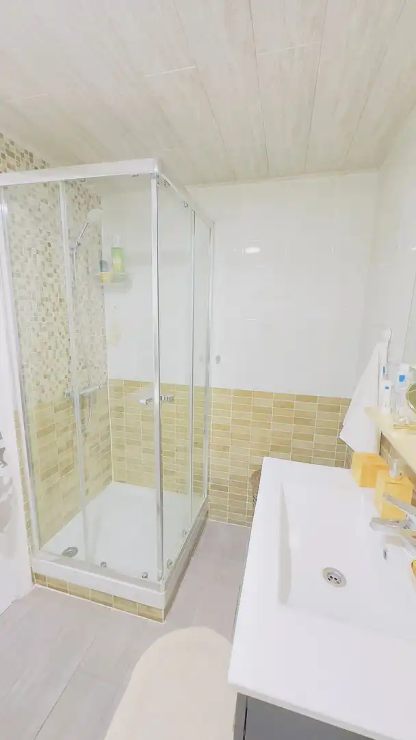 Bany de Apartament en venda en Calpe / Calp amb Aire condicionat, Terrassa i Piscina comunitària