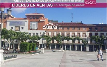 Vista exterior de Pis en venda en Torrejón de Ardoz amb Aire condicionat, Calefacció i Terrassa