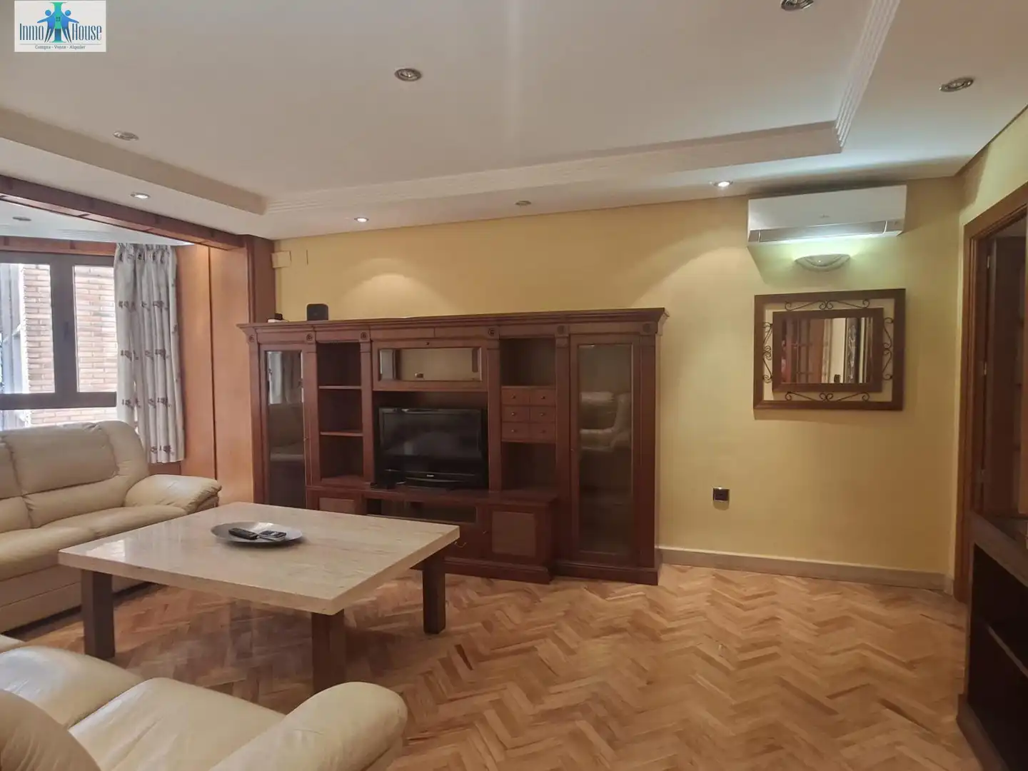 Sala de estar de Piso en venta en Albacete con Aire acondicionado, Calefacción y Parquet