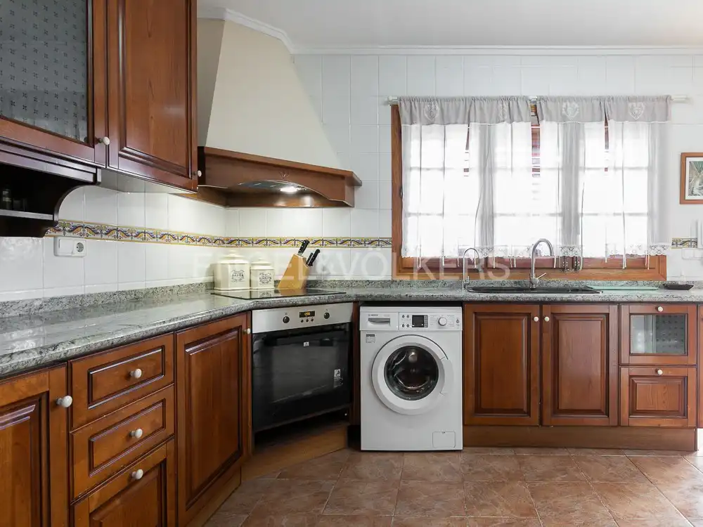 Cocina de Casa o chalet en venta en Paterna con Calefacción, Jardín privado y Parquet