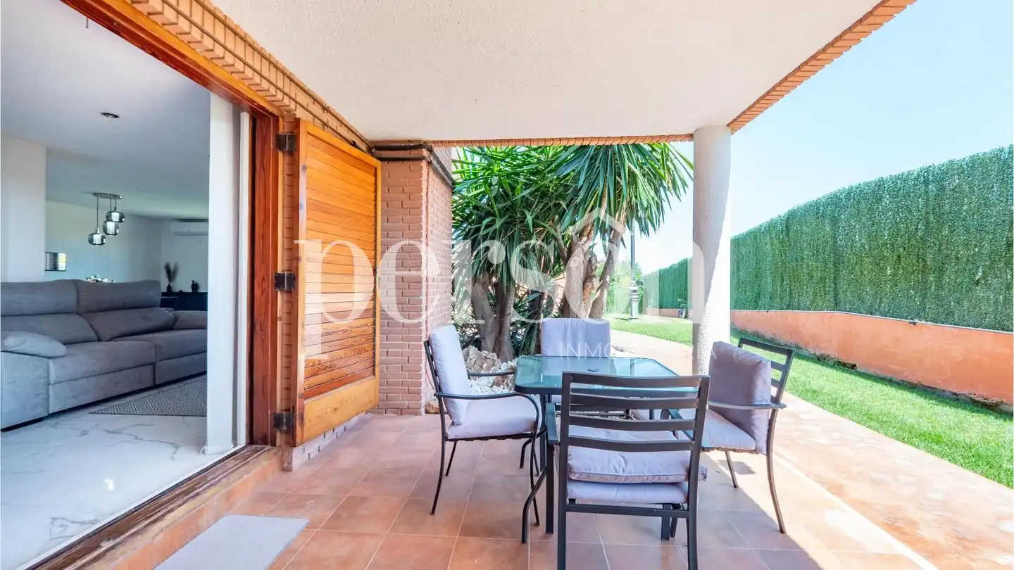 Chalet con piscina en venta en La Cañada, imagen 6