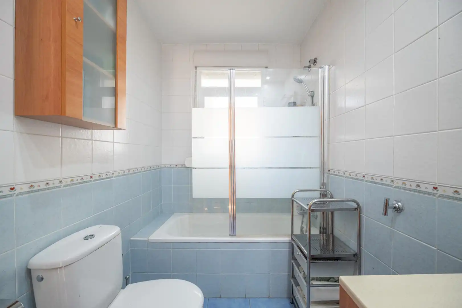 Baño de Ático en venta en Armilla con Aire acondicionado, Terraza y Trastero