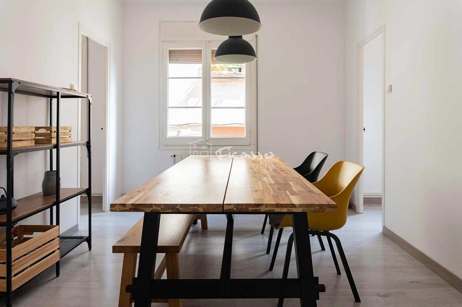 Dining room of Flat to rent in  Barcelona Capital  with Air Conditioner, Heating and Parquet flooring