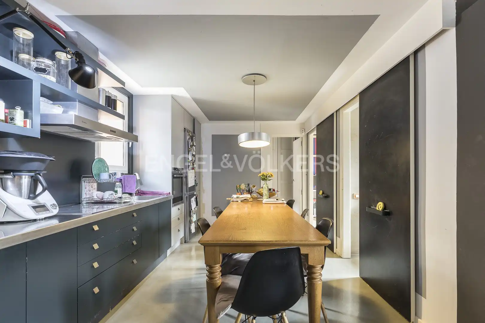 Cocina de Casa o chalet en venta en Barcelona con Aire acondicionado, Calefacción y Jardín privado
