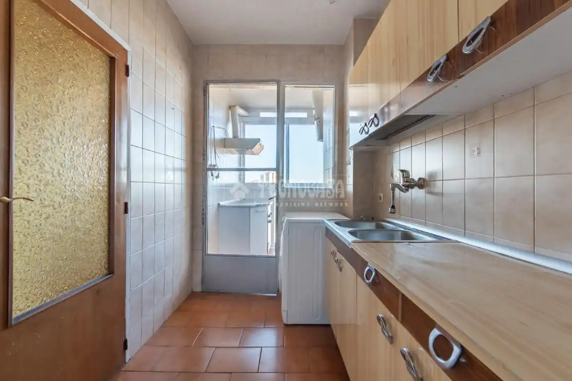 Cocina de Piso en venta en Madrid con Calefacción
