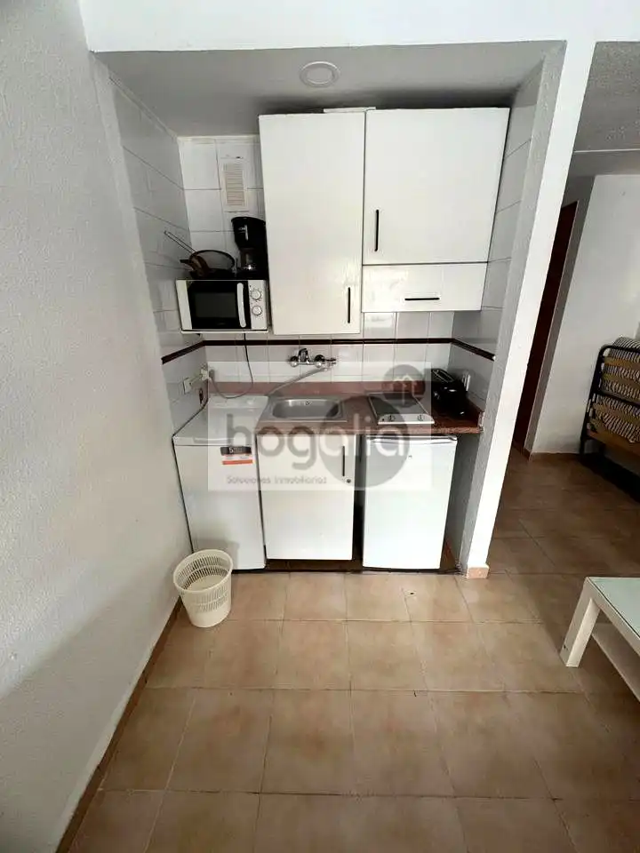 Küche von Wohnung zur Miete in Sevilla mit Klimaanlage und Möbliert