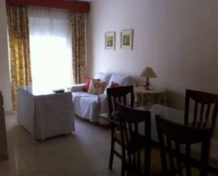 Sala d'estar de Apartament de lloguer en Jerez de la Frontera amb Aire condicionat i Balcó