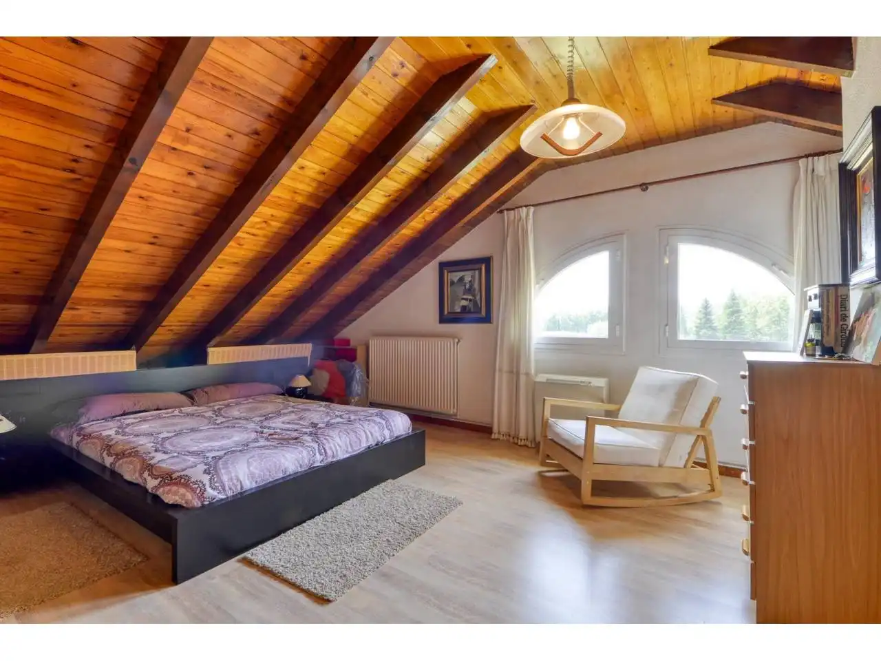 Habitación de Casa o chalet en venta en La Vall d'en Bas con Calefacción, Jardín privado y Parquet