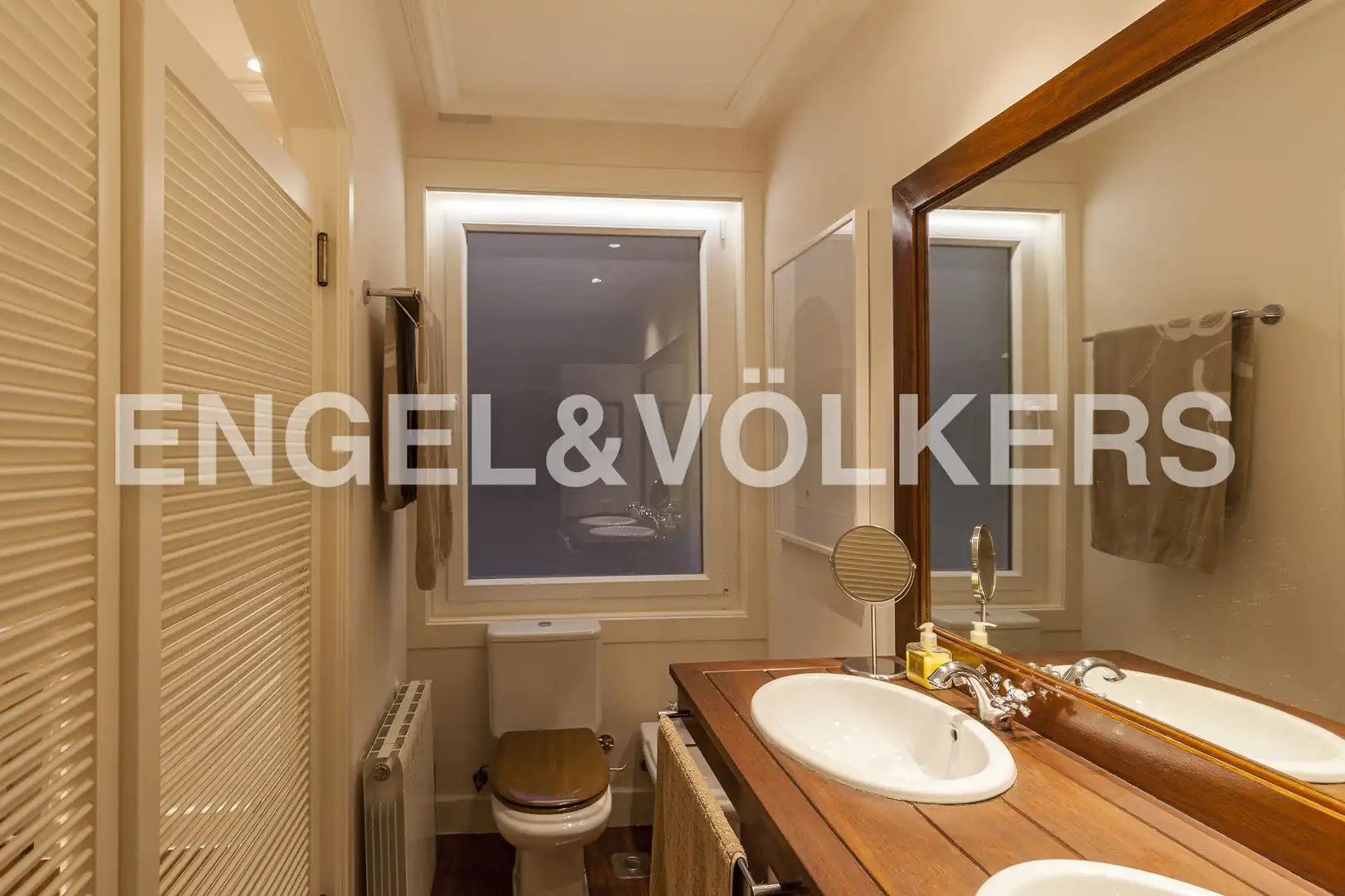 Bany de Apartament en venda en Madrid amb Aire condicionat, Calefacció i Parquet
