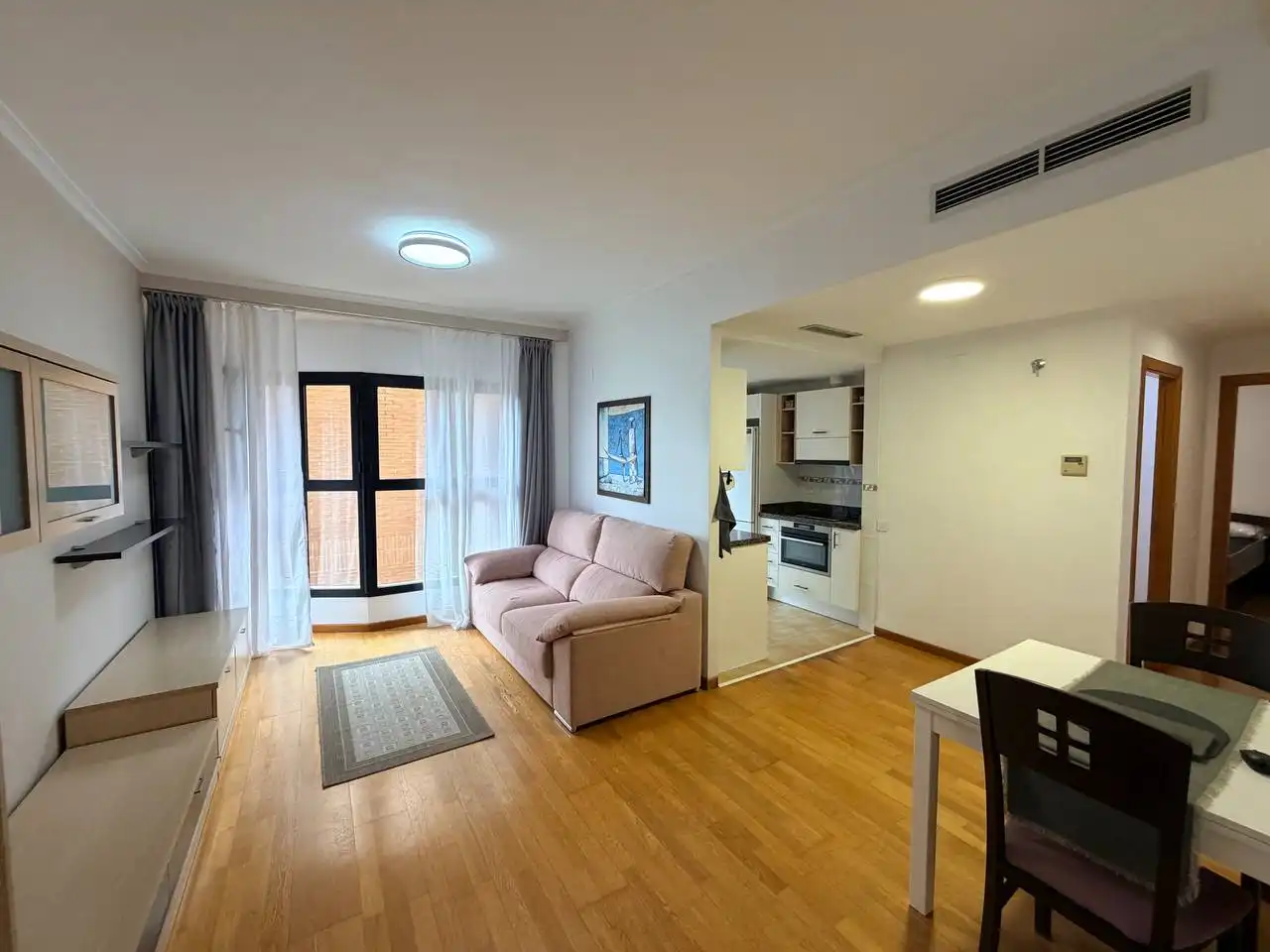 Sala de estar de Piso de alquiler en Gandia con Amueblado, TV y Balcón