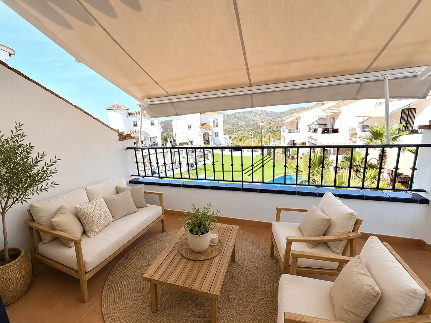 Terraza de Casa adosada en venta en Frigiliana con Aire acondicionado, Jardín privado y Trastero