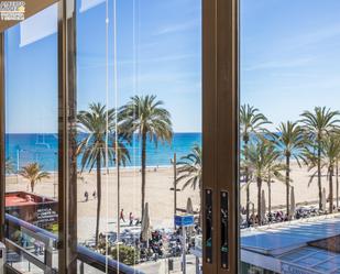 Dormitori de Apartament en venda en Alicante / Alacant amb Jardí privat, Terrassa i Traster