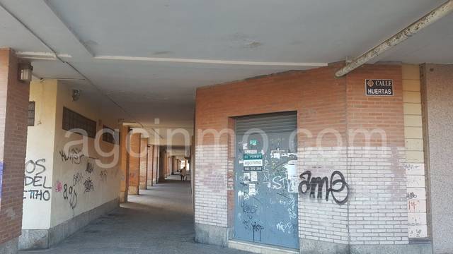 Local comercial en Venta en Calle huertas, 36 en Batallas