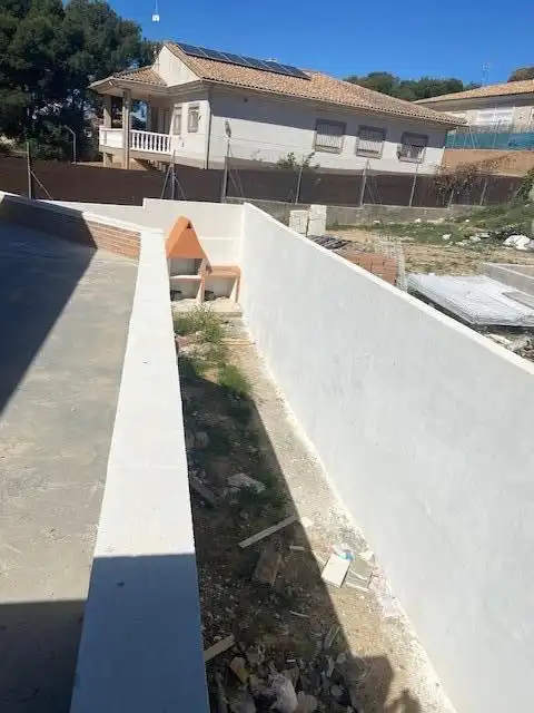 Casa adosada en venda en Godelleta amb Piscina comunitària