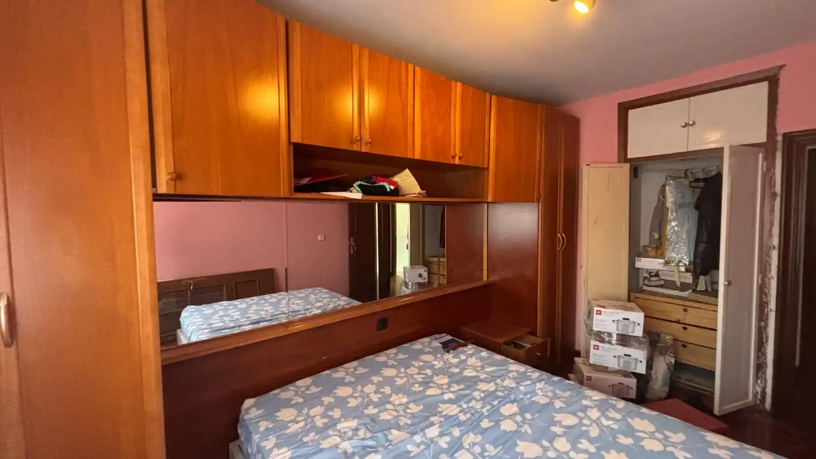 Schlafzimmer von Wohnung zum Verkauf in Rasines mit Heizung, Möbliert und Ofen
