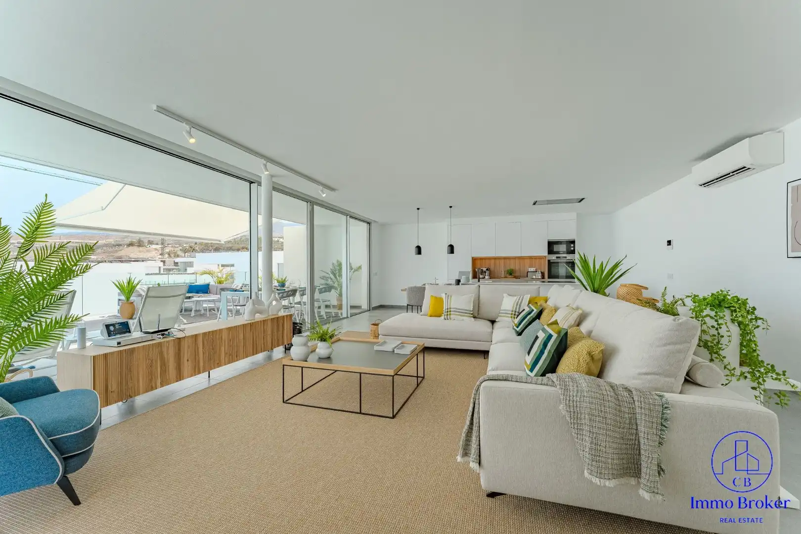 Detached house with pool for sale in Callao Salvaje - Playa Paraíso, imagen 18