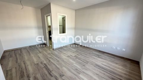 Foto 3 de Piso de alquiler en Calle Algete, Fuente El Saz de Jarama, Madrid