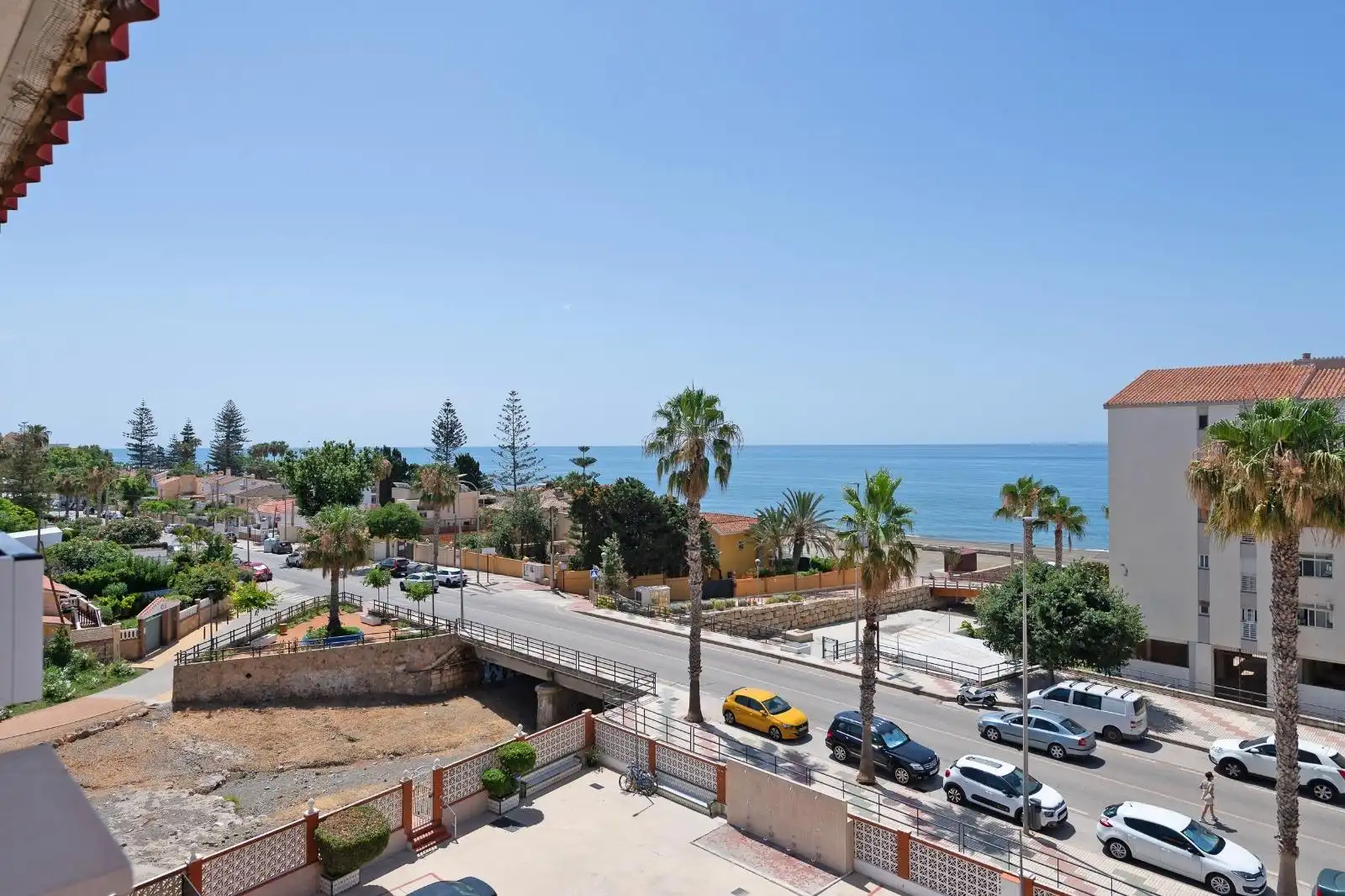 Vista exterior de Piso en venta en Rincón de la Victoria con Aire acondicionado, Terraza y Balcón