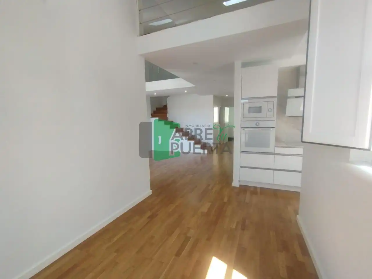 Vista exterior de Dúplex en venta en Ourense Capital  con Calefacción, Terraza y Trastero