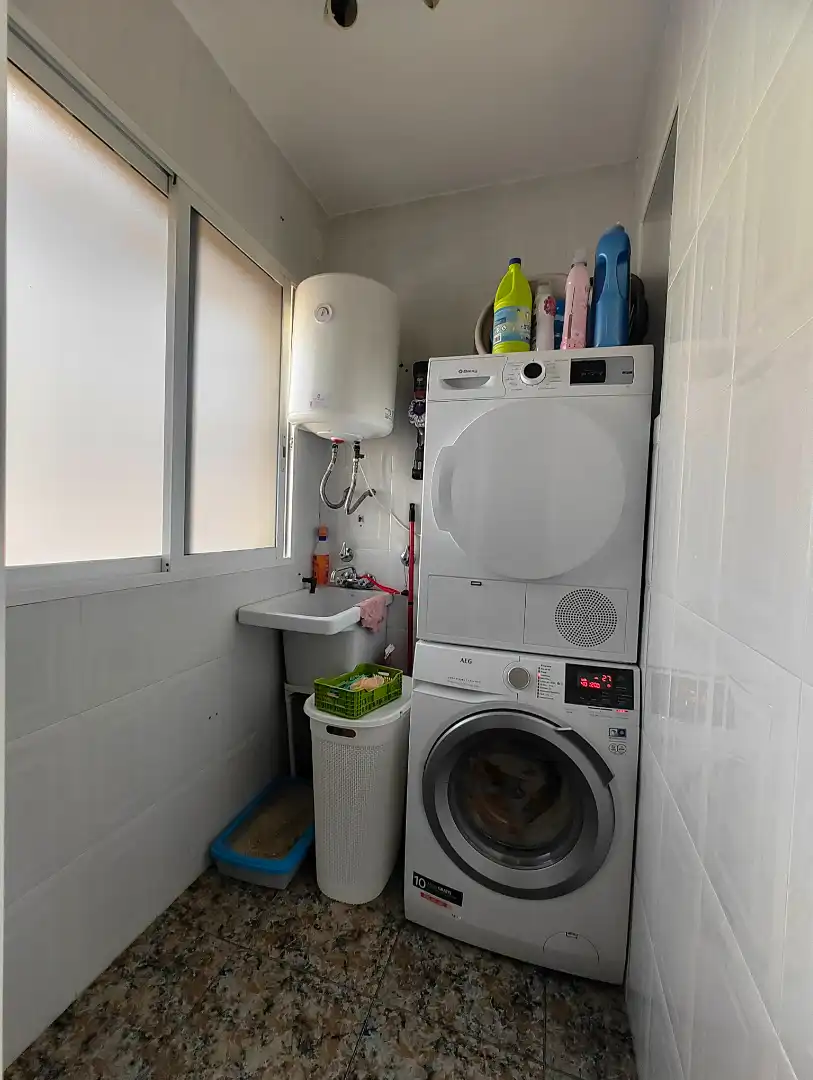 Bathroom of Flat for sale in Murcia  with Air Conditioner, Heating and Storage room