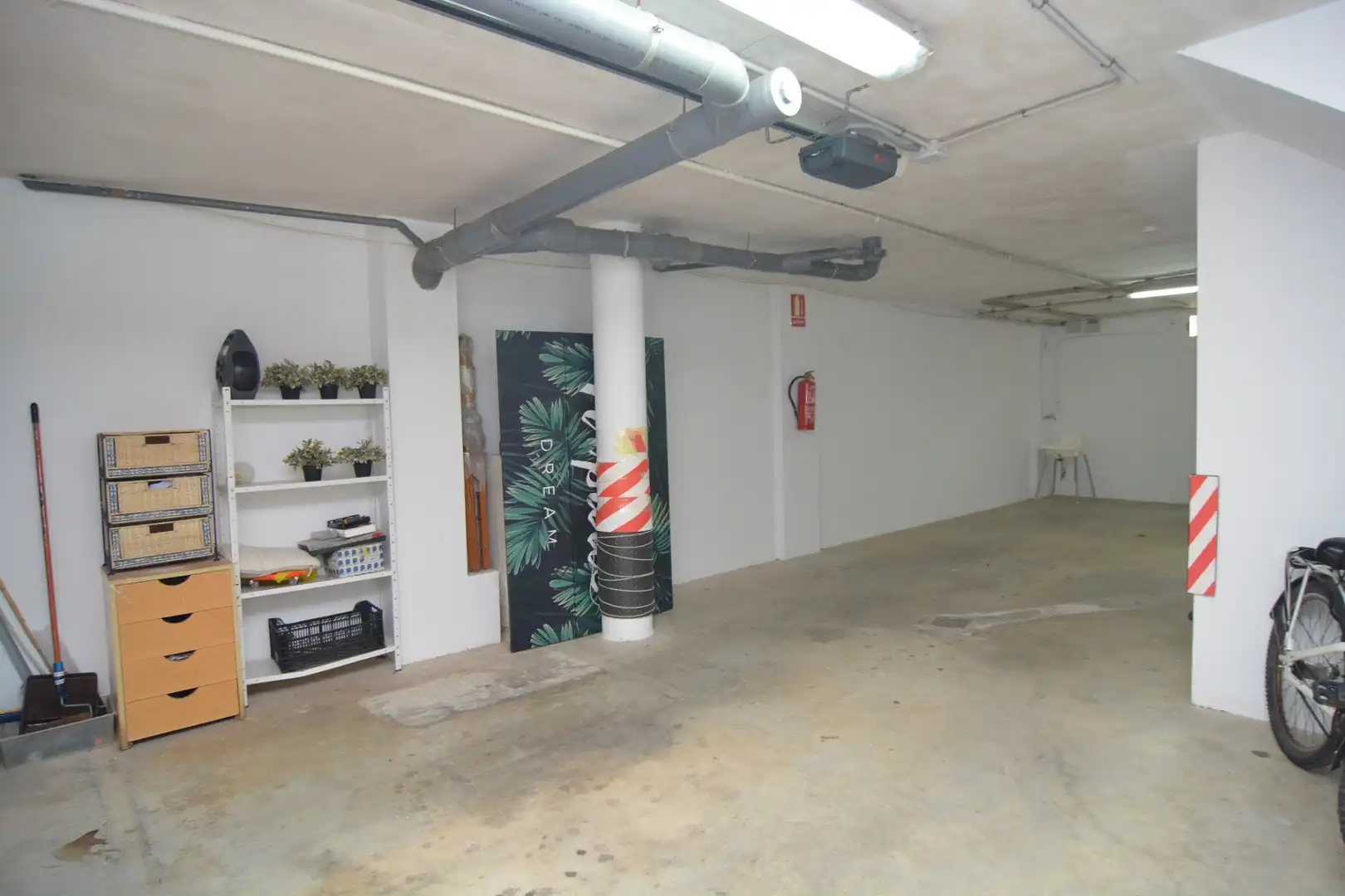 Planta baixa en venda en Orihuela amb Moblat i Piscina comunitària