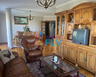 Living room of Duplex for sale in Monforte de Lemos  with Heating, Parquet flooring and Furnished