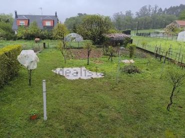 Casa amb jardí en venda a Rúa Basilio Carril