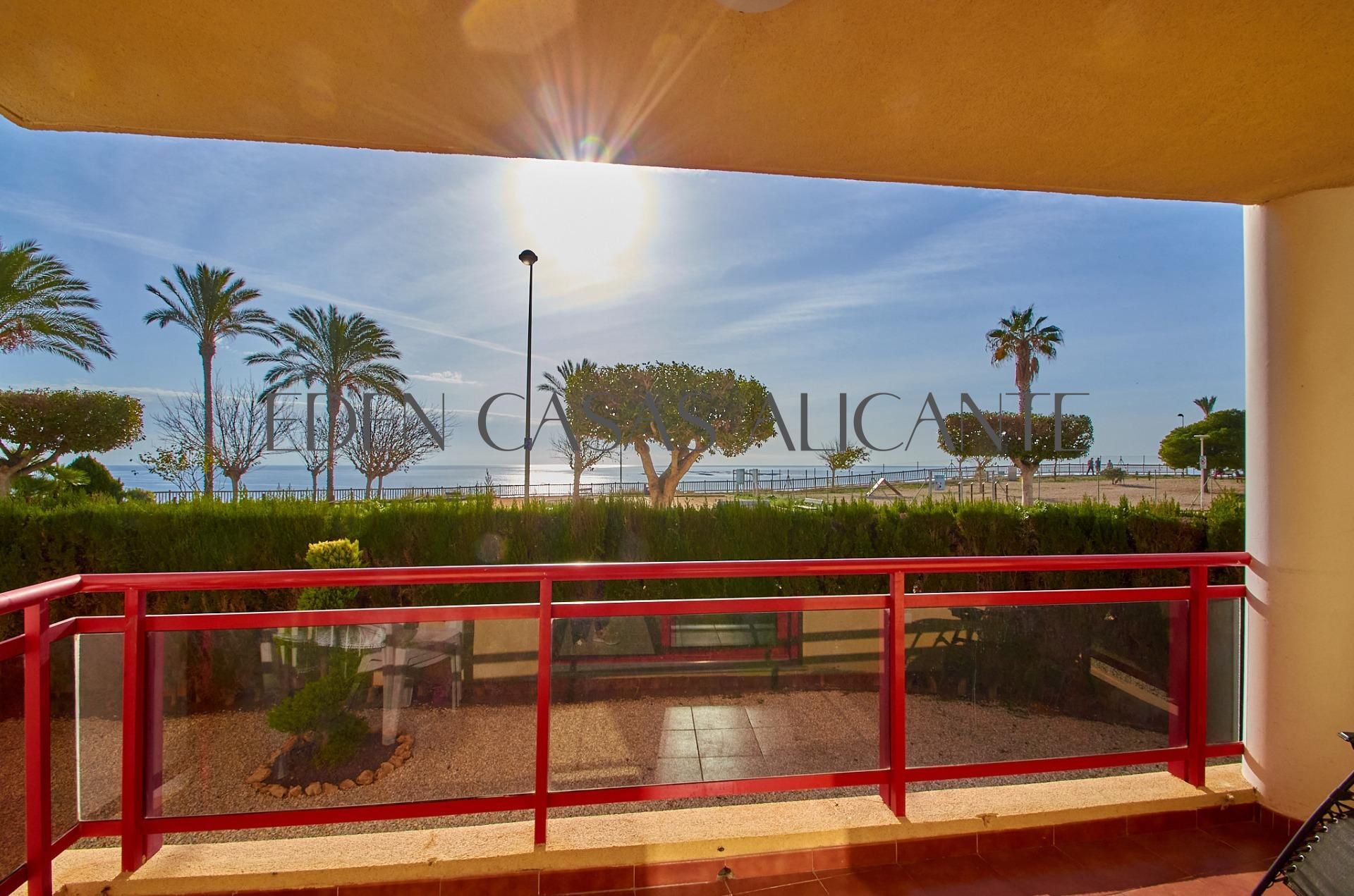 Vista exterior de Apartamento en venta en Villajoyosa / La Vila Joiosa con Jardín privado, Terraza y Trastero